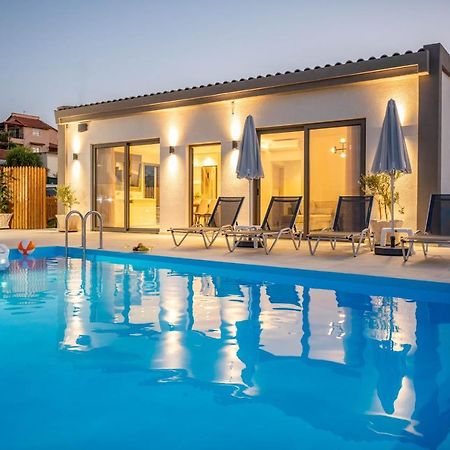 Halaro Villa Gerani Chanion Exteriör bild
